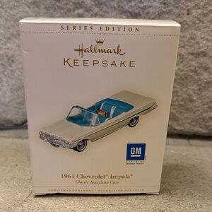 Hallmark Keepsake Ornament Classic American Cars 1961 Chevrolet Impala #16 2006